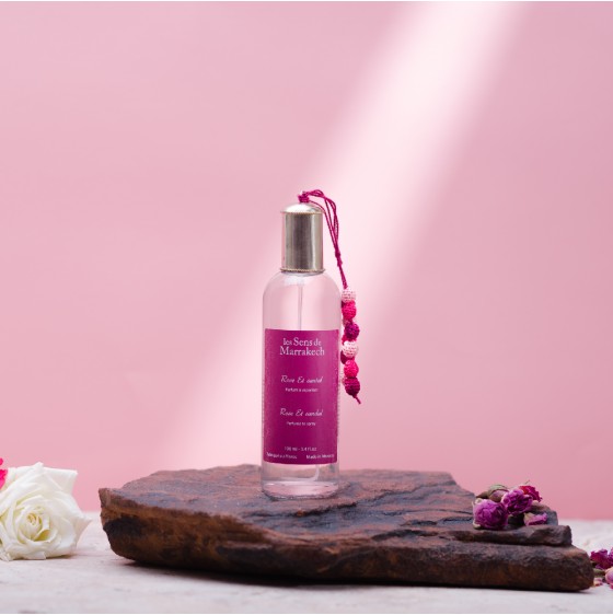 Rose and sandalwood home fragrance