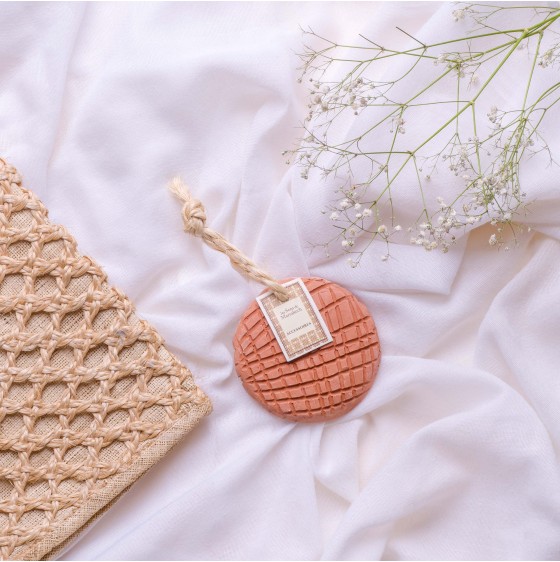 Pierre de gommage en terre cuite