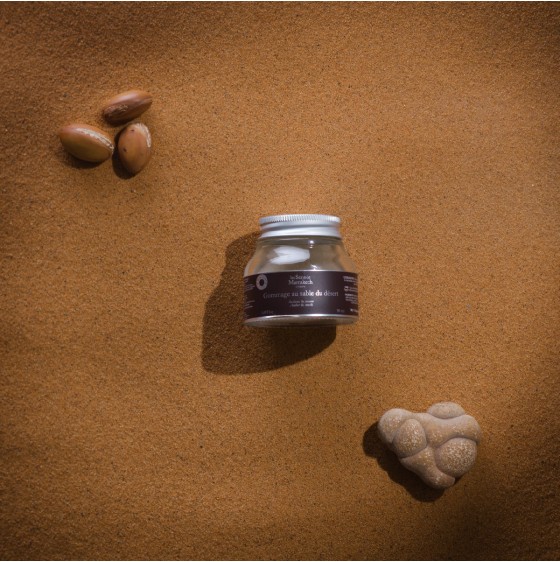 Amber and musk desert sand body scrub